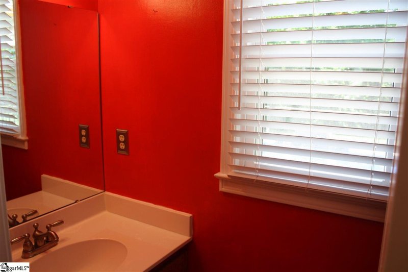 Property image 5 at 5 Nielson Circle, Taylors, SC 29687