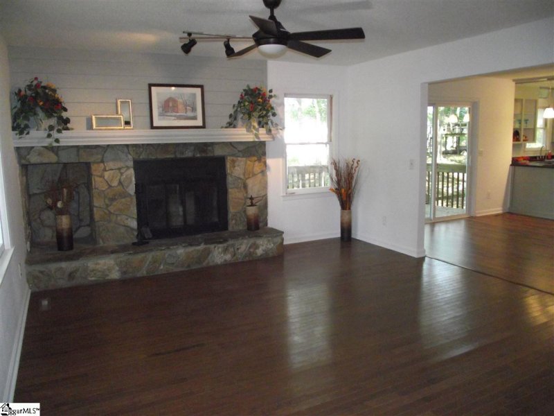 Property image 5 at 204 Stonegate Road, Simpsonville, SC 29681-2959