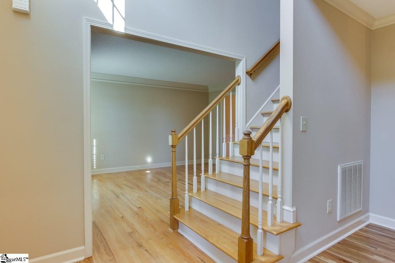 Property image 4 at 117 E Hypericum Lane, Greenville, SC 59615