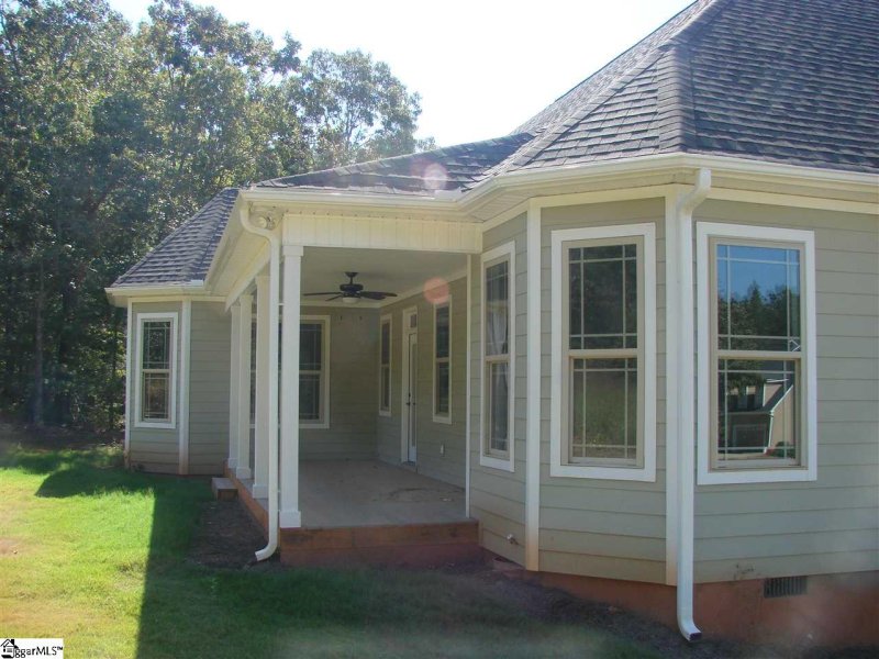 Property image 5 at 102 TIMBERSTONE Trail, Six Mile, SC 29682