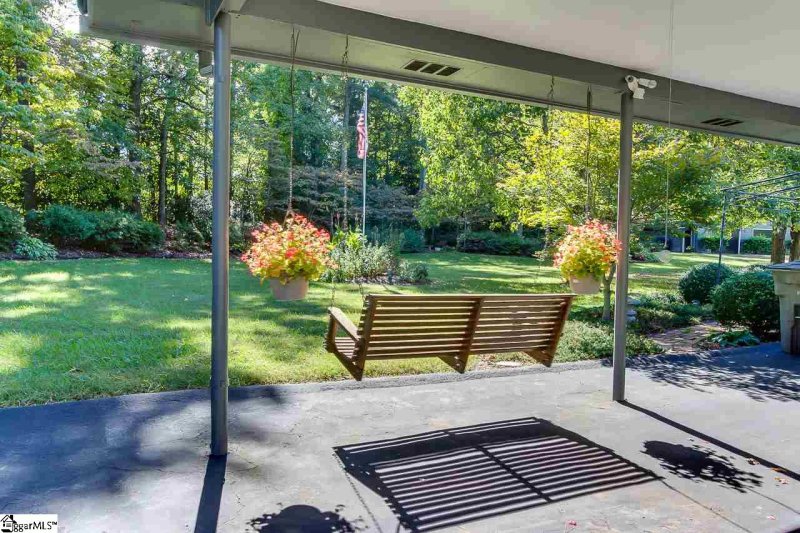 Property image 4 at 542 Rockmont Road, Greenville, SC 29615-2217