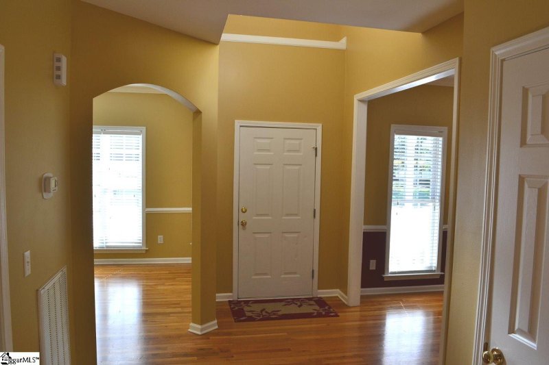 Property image 2 at 204 Kaplan Court, Simpsonville, SC 29681