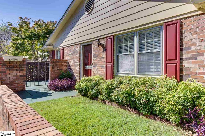 Property image 4 at 710 Hunts Bridge Road, Greenville, SC 29617