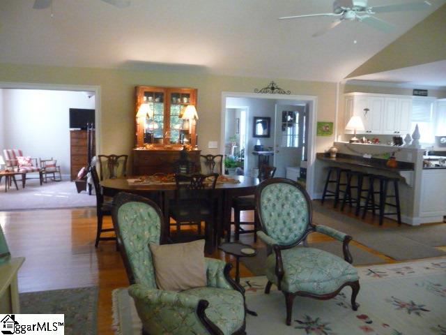 Property image 3 at 8 Ivy Trail, Greenville, SC 29615