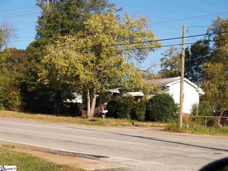 Property image 2 at 1024 N Franklin Road, Greenville, SC 29617