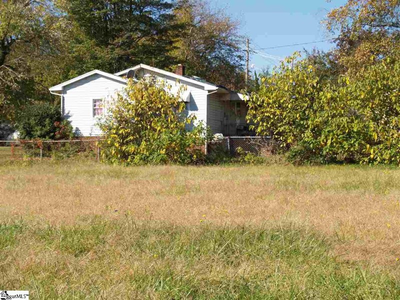 Property image 3 at 1024 N Franklin Road, Greenville, SC 29617