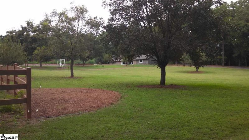 Property image 3 at 219 Bruce Farm Road, Simpsonville, SC 29681