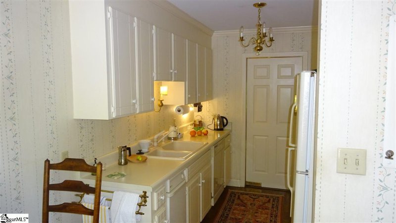 Property image 2 at 112 McDaniel Greene, Greenville, SC 29601
