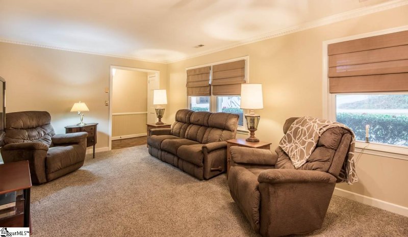 Property image 3 at 11 Winesap Way, Taylors, SC 29687