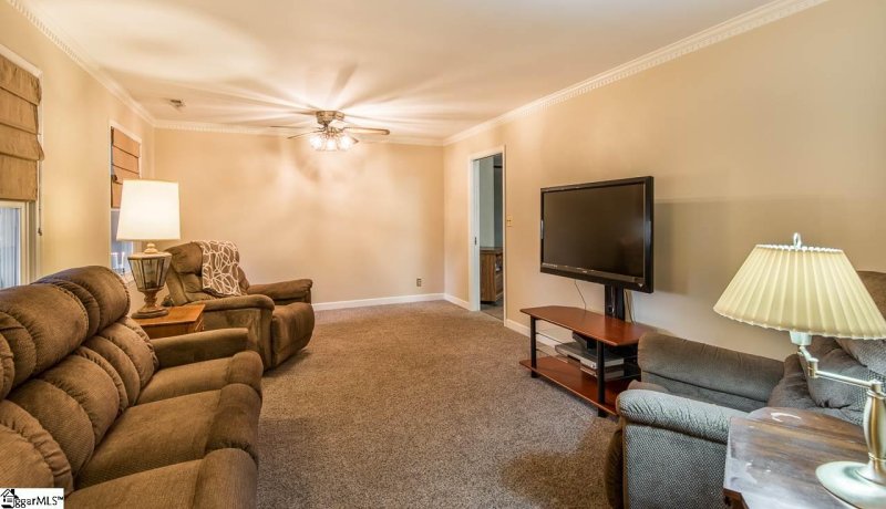 Property image 4 at 11 Winesap Way, Taylors, SC 29687