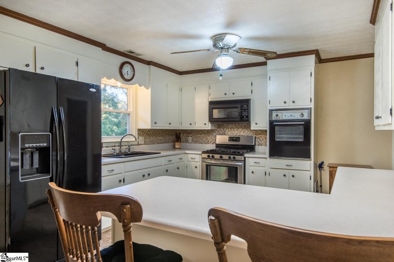 Property image 5 at 11 Winesap Way, Taylors, SC 29687