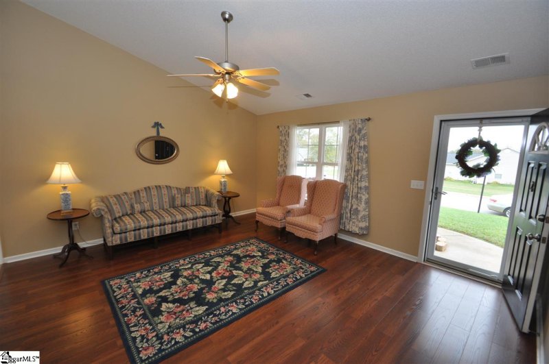 Property image 5 at 2 Rayland Place, Greer, SC 29651