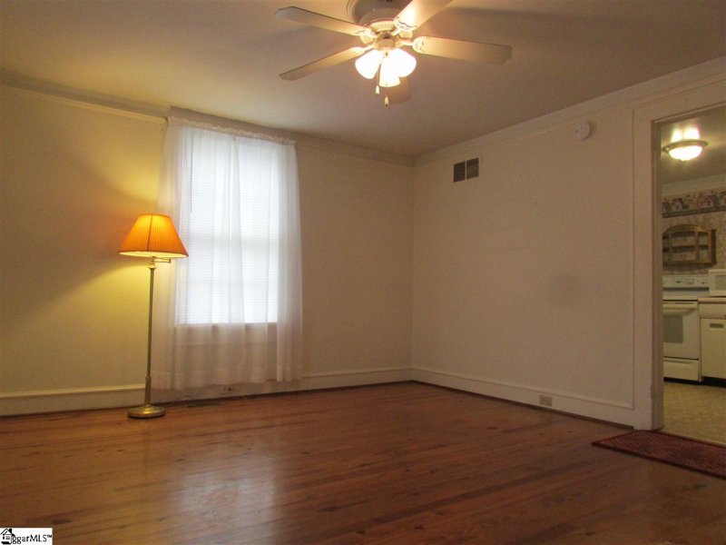 Property image 5 at 200 W Beattie Street, Liberty, SC 29657