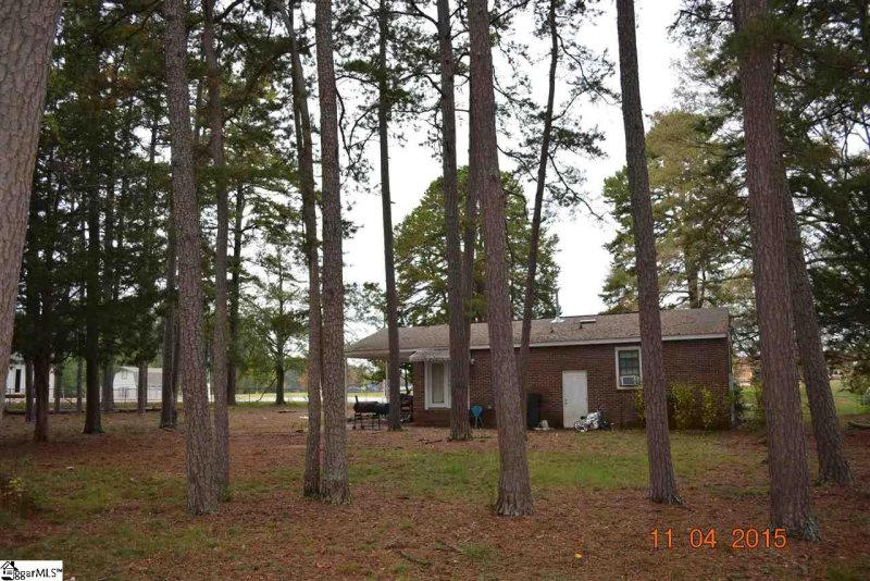 Property image 5 at 409 Boyd Avenue, Simpsonville, SC 29681