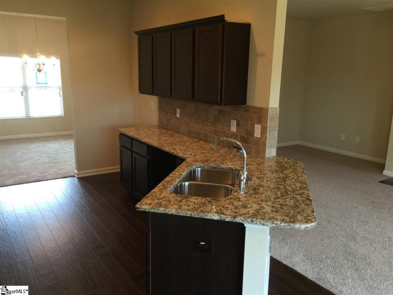 Property image 5 at 10 Winespring Place, Simpsonville, SC 29681