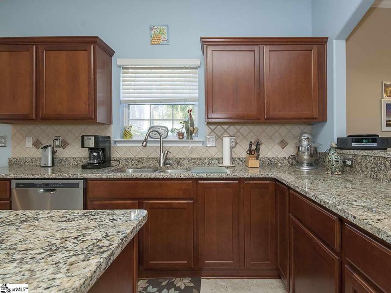 Property image 5 at 100 Skipping Stone Court, Simpsonville, SC 29681