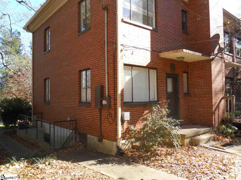 Property image 3 at 44 Faris Circle, Greenville, SC 29605