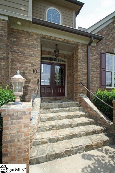 Property image 2 at 10 Meadow Trace Court, Greer, SC 29651
