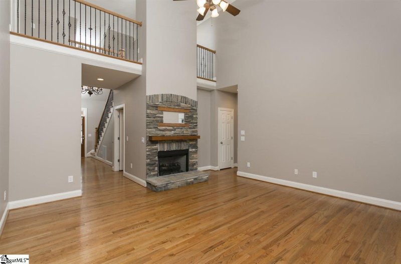 Property image 5 at 102 Holland Trace Circle, Simpsonville, SC 29681