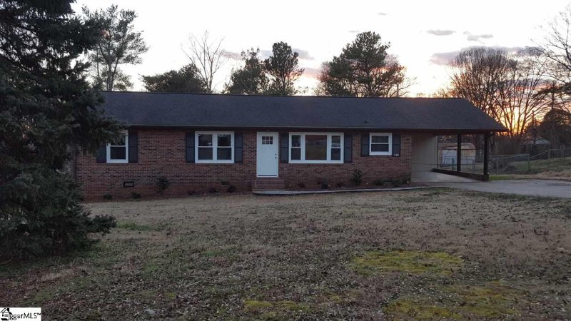 Property image 2 at 228 Highland Road, Duncan, SC 29334