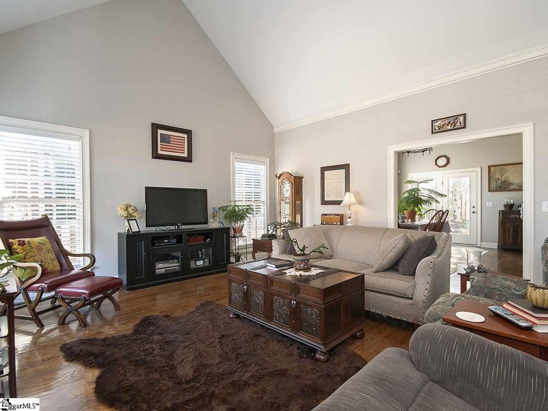 Property image 4 at 108 Green Arbor Lane, Greenville, SC 29615