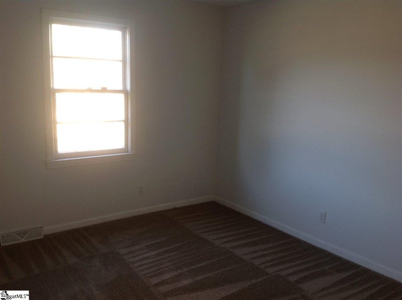 Property image 5 at 101 Empire Avenue, Greenville, SC 29611