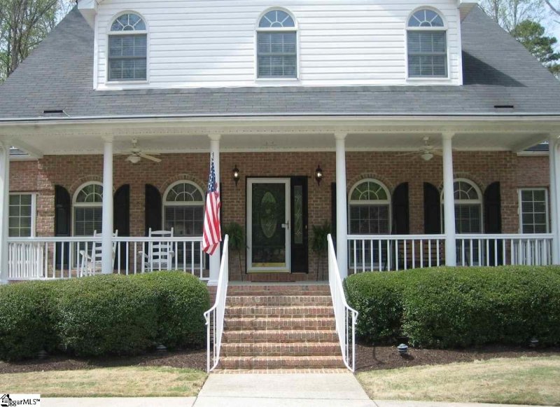 Property image 4 at 182 Byars Street, Greer, SC 29651