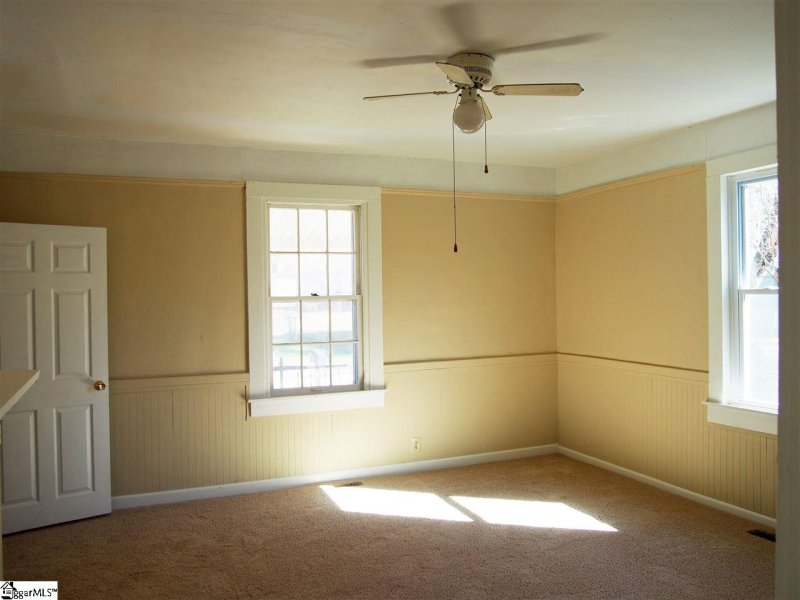 Property image 3 at 509 Perrin Street, Greenville, SC 29611