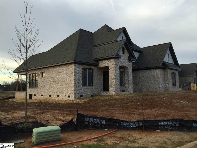 Property image 2 at 23 Maxwell Farm Drive, Simpsonville, SC 28681