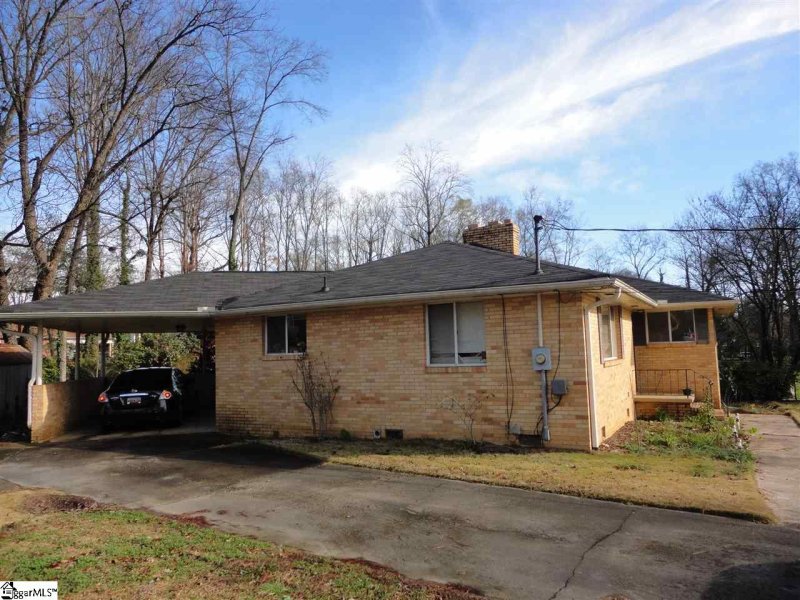 25 Forestdale Drive