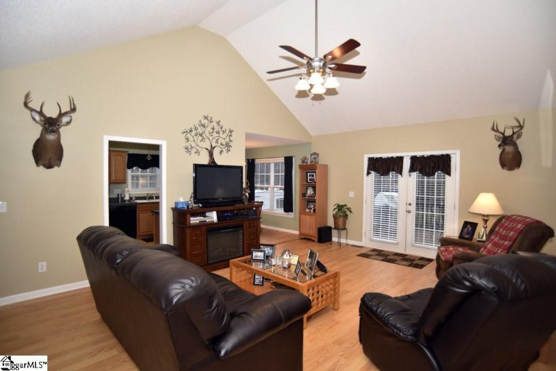 Property image 2 at 506 Brightfield Lane, Greer, SC 29651-5296