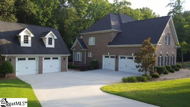 Property image 2 at 1 Woodland Hills Lane, Fountain Inn, SC 29644