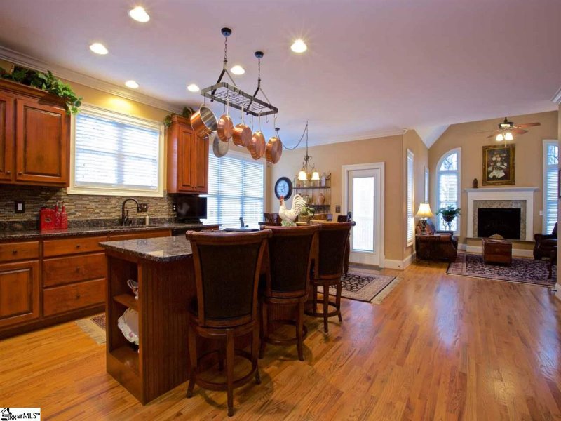 Property image 4 at 1 Woodland Hills Lane, Fountain Inn, SC 29644