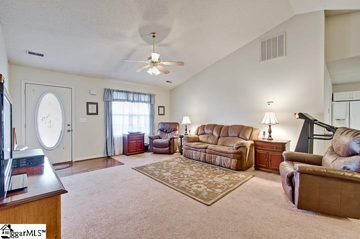 Property image 5 at 208 Admiral Lane, Greer, SC 29650