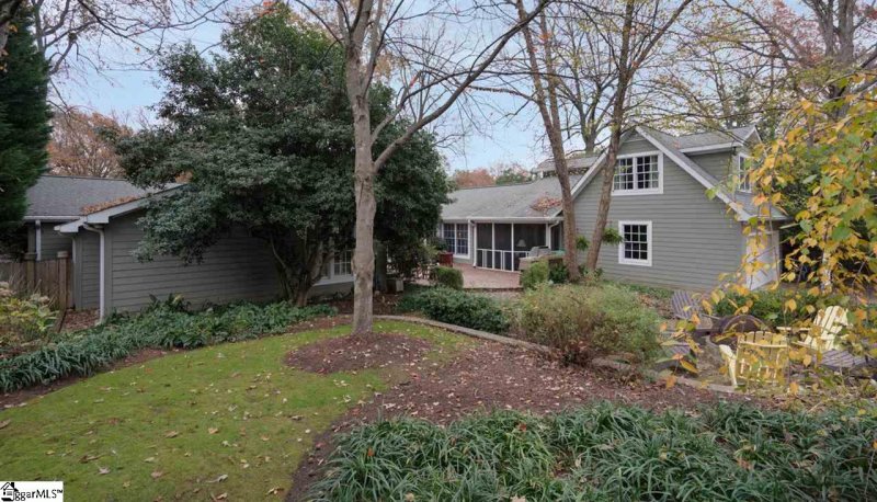 Property image 3 at 8 Heather Way, Greenville, SC 29605