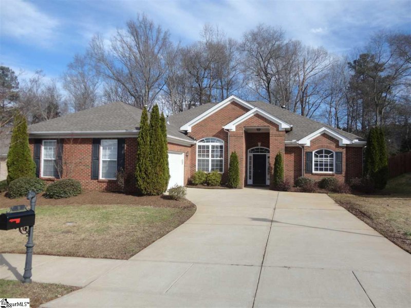 Property image 2 at 8 MacIntyre Street, Simpsonville, SC 29680