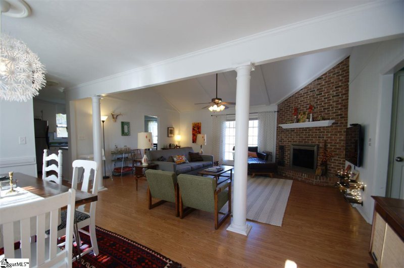 Property image 2 at 117 Buckingham Way, Taylors, SC 29687