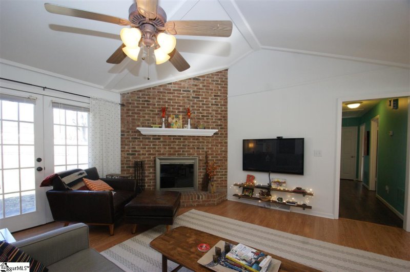 Property image 5 at 117 Buckingham Way, Taylors, SC 29687