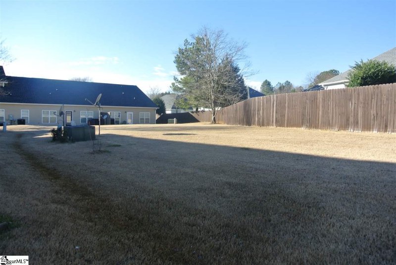 Property image 3 at 129 Trailside Lane, Greenville, SC 29607