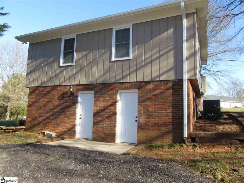 Property image 4 at 110 McCue Street, Easley, SC 29642