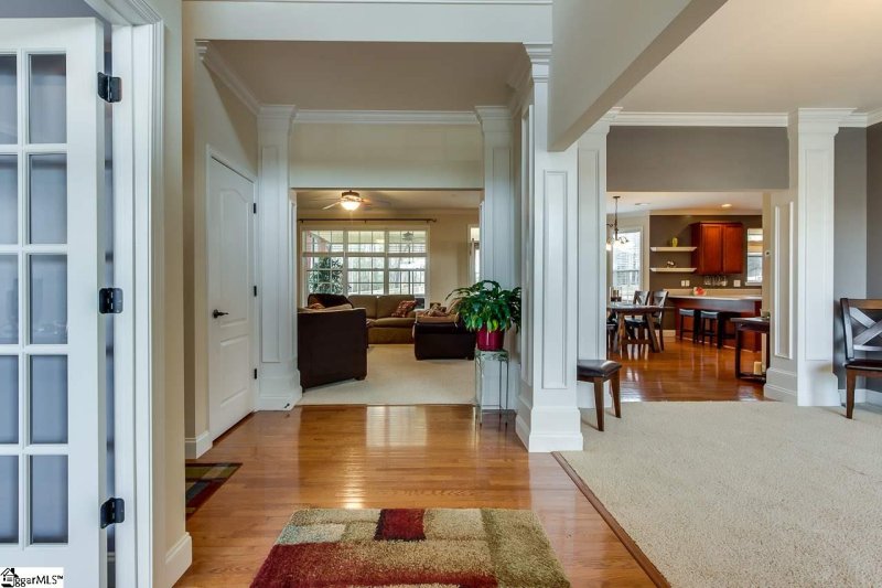 Property image 2 at 148 Stoneledges Lane, Taylors, SC 29687