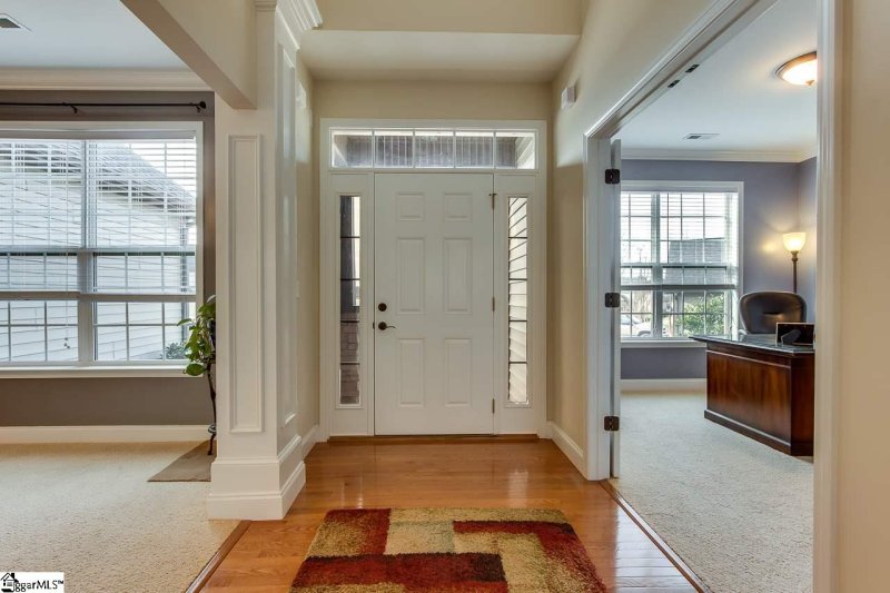 Property image 3 at 148 Stoneledges Lane, Taylors, SC 29687