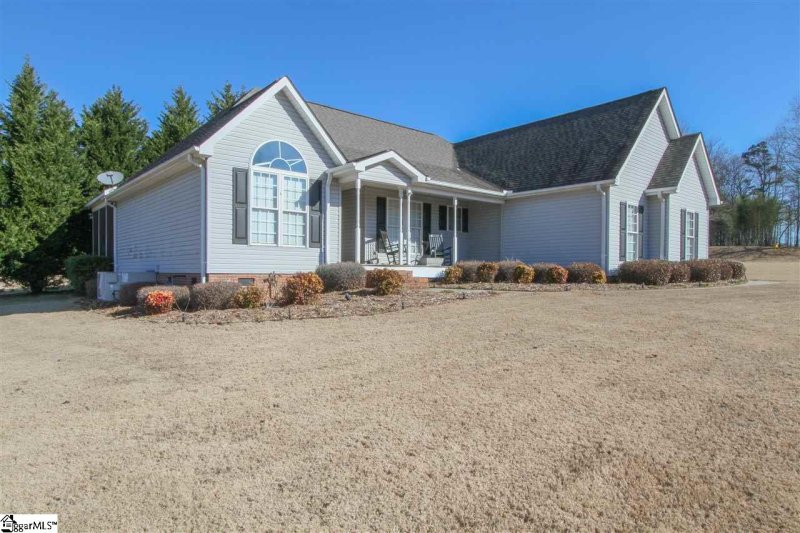 Property image 3 at 100 Stone Meadow Way, Easley, SC 29642