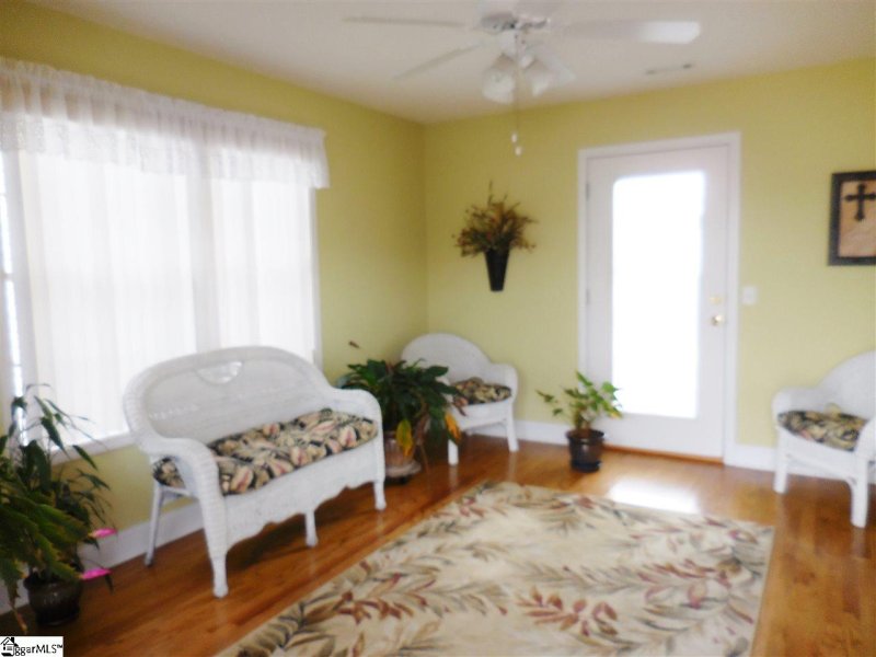 Property image 3 at 113 Baldwin Place, Easley, SC 29642