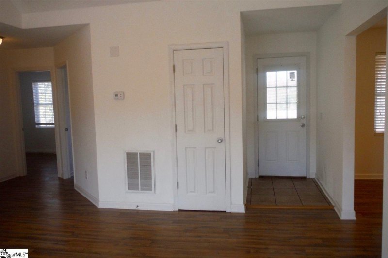 Property image 2 at 125 Rollingwood Drive, Easley, SC 29640