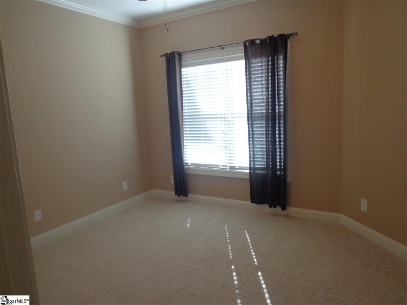 Property image 5 at 25 Shady Hollow Lane, Greer, SC 29651