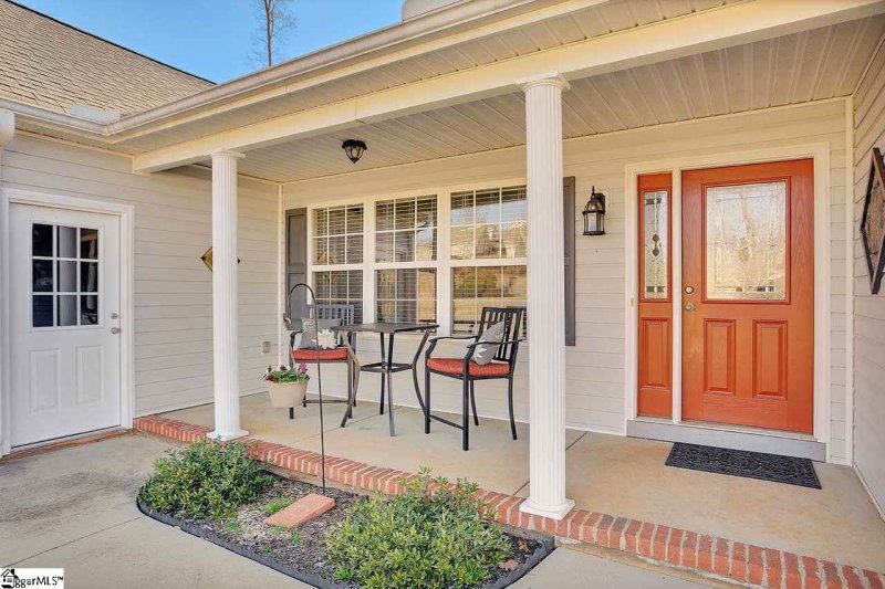 Property image 5 at 104 Gratiot Lane, Greer, SC 29651