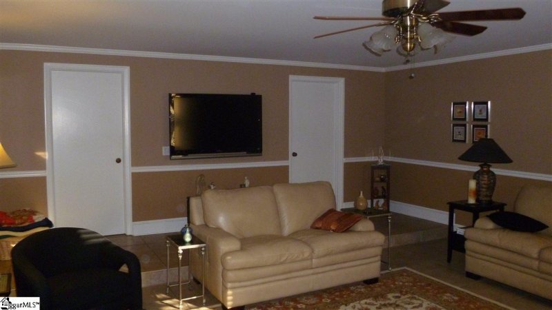 Property image 5 at 105 Donald Drive, Easley, SC 29642