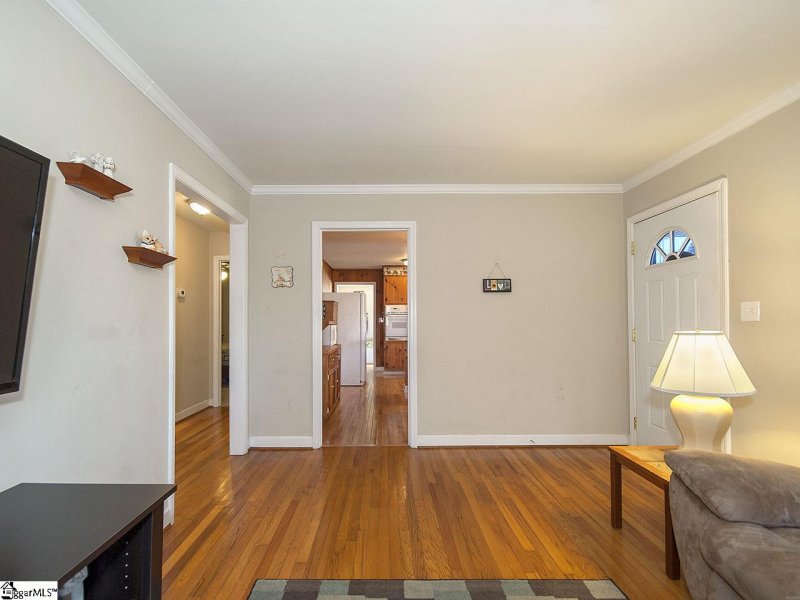 Property image 4 at 20 Derwood Circle, Greenville, SC 29617