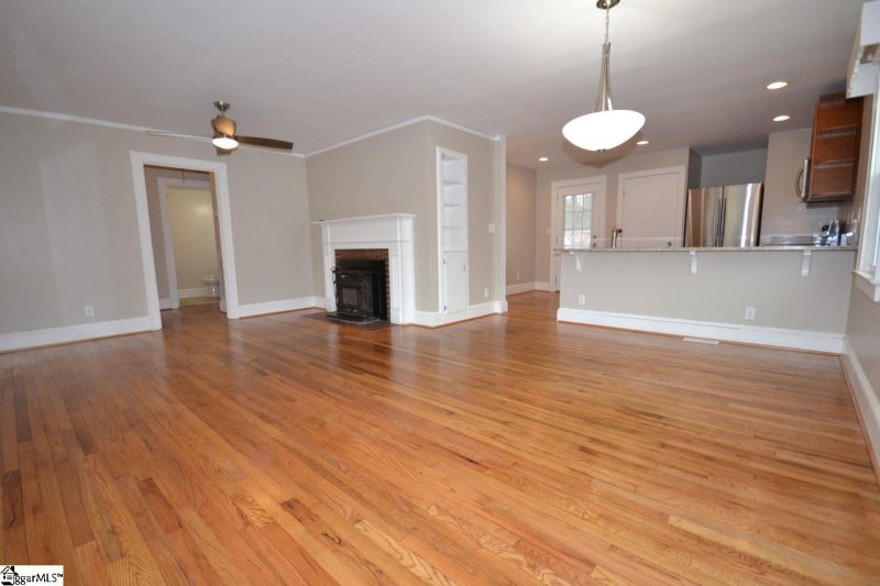 Property image 5 at 200 Cardinal Drive, Taylors, SC 29687